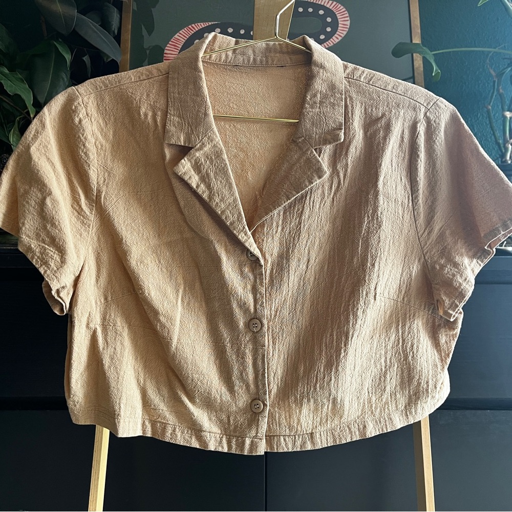 Cropped Vintage Button-Up